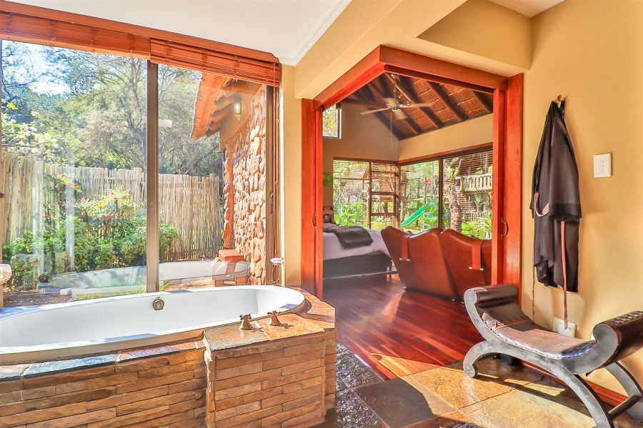 4 Bedroom Property for Sale in Kosmos North West